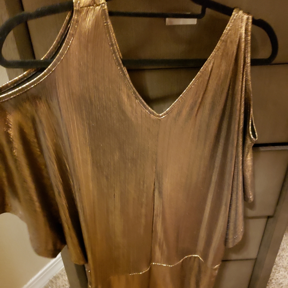 Gold cold shoulder tunic
